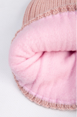 Шапка жіноча